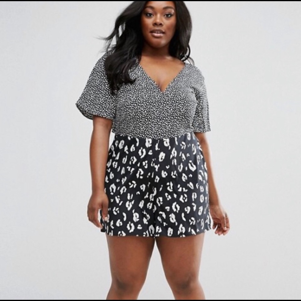 ASOS CURVE Mono Leopard Tie Back Romper